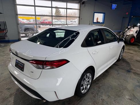Used 2020 Toyota Corolla LE image 9