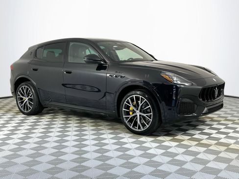 New 2026 Maserati Grecale Modena image 3