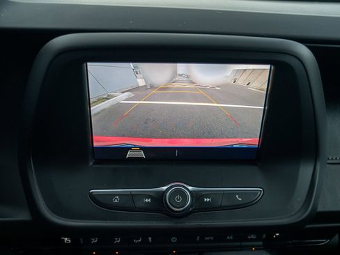 Used 2020 Chevrolet Camaro LT image 16