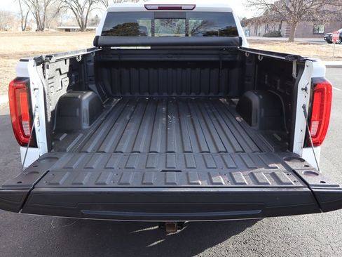 Used 2019 GMC Sierra 1500 SLT w/ SLT Premium Package image 16