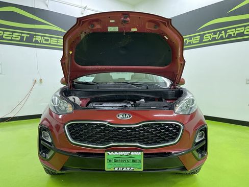 Used 2021 Kia Sportage LX image 4
