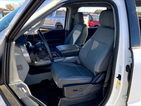 Used 2024 Ford F150 XLT w/ Mobile Office Package image 7