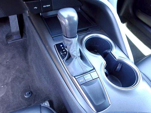 Certified 2024 Toyota Camry SE w/ Convenience Package FWD image 18