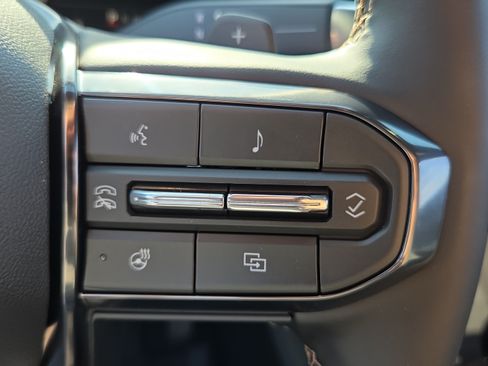 New 2026 GMC Terrain AT4 w/ Convenience Package III AWD/4WD image 25