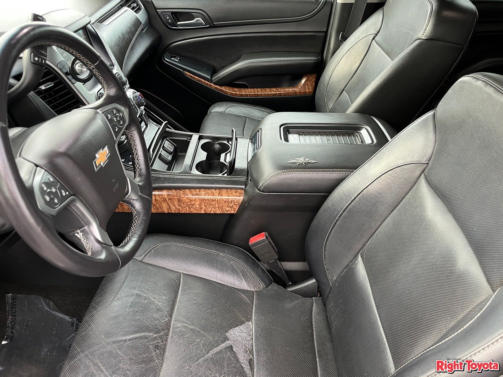 Used 2018 Chevrolet Suburban Premier RWD image 20
