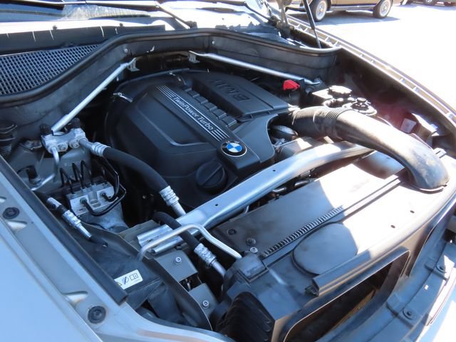 Used 2011 BMW X5 xDrive35i AWD/4WD image 32