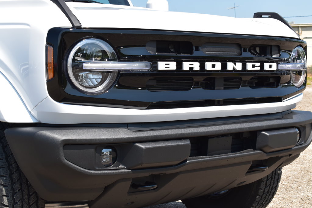 New 2026 Ford Bronco Outer Banks AWD/4WD image 5