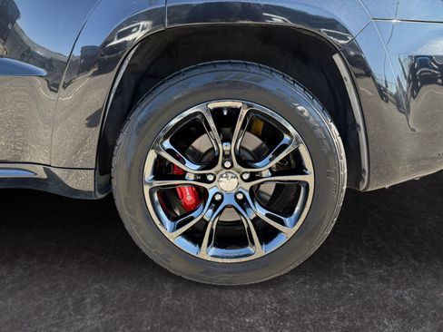 Used 2015 Jeep Grand Cherokee SRT AWD/4WD image 12
