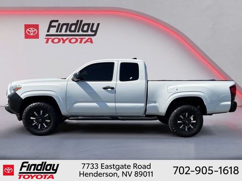Certified 2022 Toyota Tacoma SR RWD image 10