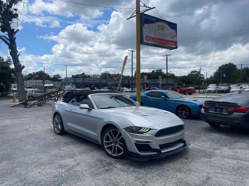 Used 2019 Ford Mustang GT Premium w/ Equipment Group 401A RWD image 2
