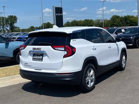 Used 2023 GMC Terrain SLE FWD image 7