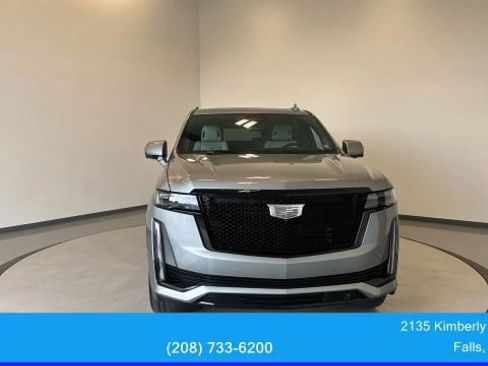 Used 2024 Cadillac Escalade Sport w/ LPO, ONYX Package image 2