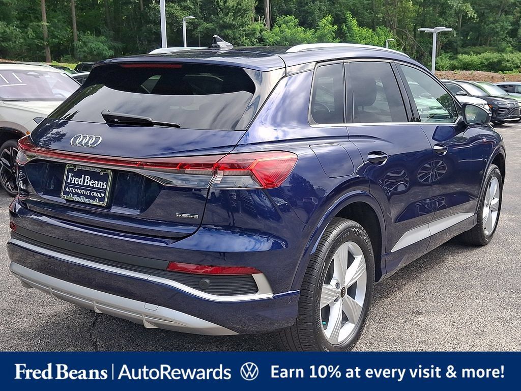 Used 2023 Audi Q4 e-tron Premium Plus w/ Premium Plus AWD/4WD image 7