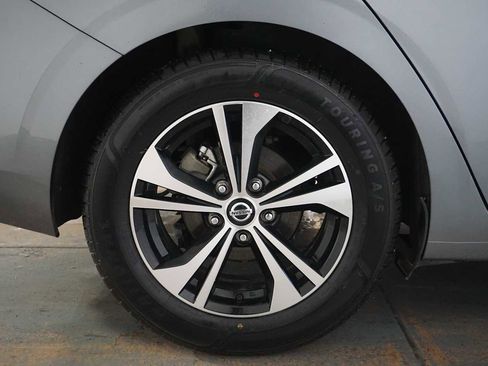 Used 2023 Nissan Sentra SV image 11