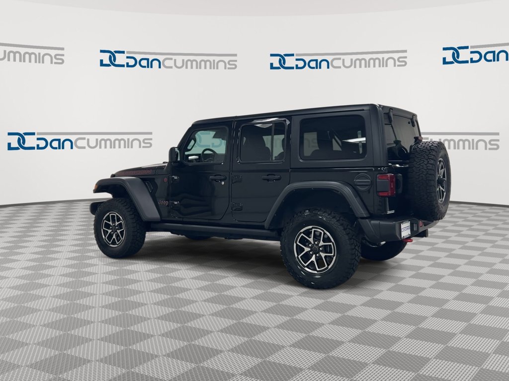 Used 2024 Jeep Wrangler Unlimited Rubicon AWD/4WD image 6