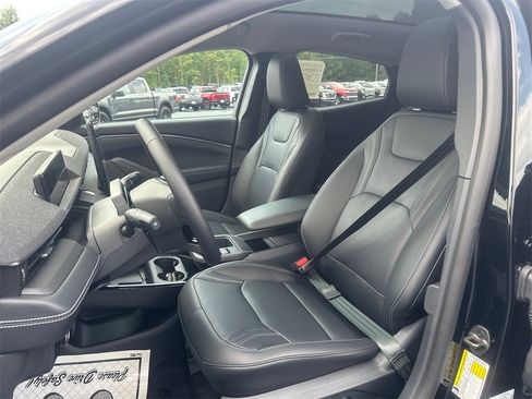 New 2025 Ford Mustang Mach-E Premium image 17