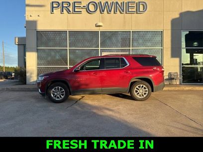 Used 2021 Chevrolet Traverse LT