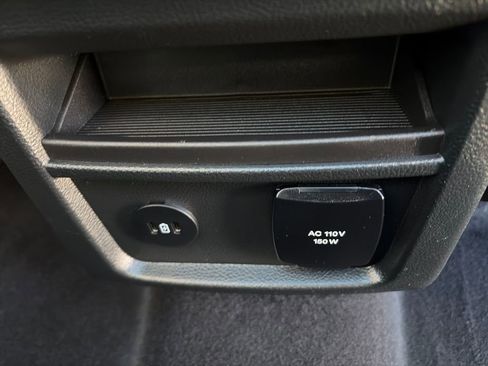 Used 2024 Ford Edge SEL w/ Convenience Package image 35