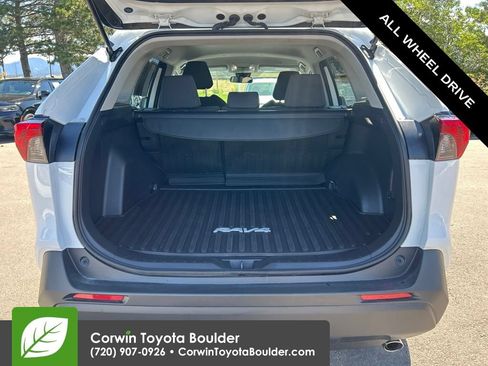 Used 2025 Toyota RAV4 LE AWD/4WD image 17