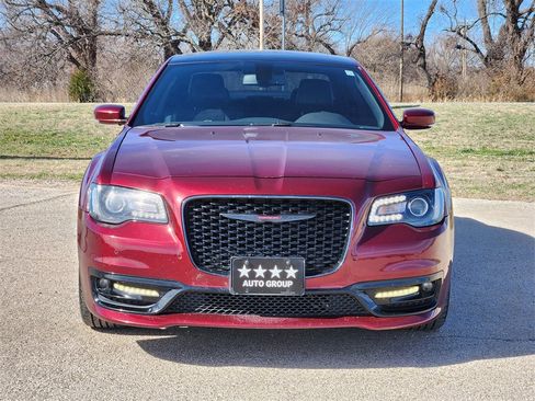 Used 2020 Chrysler 300 S w/ 300S Premium Group image 2