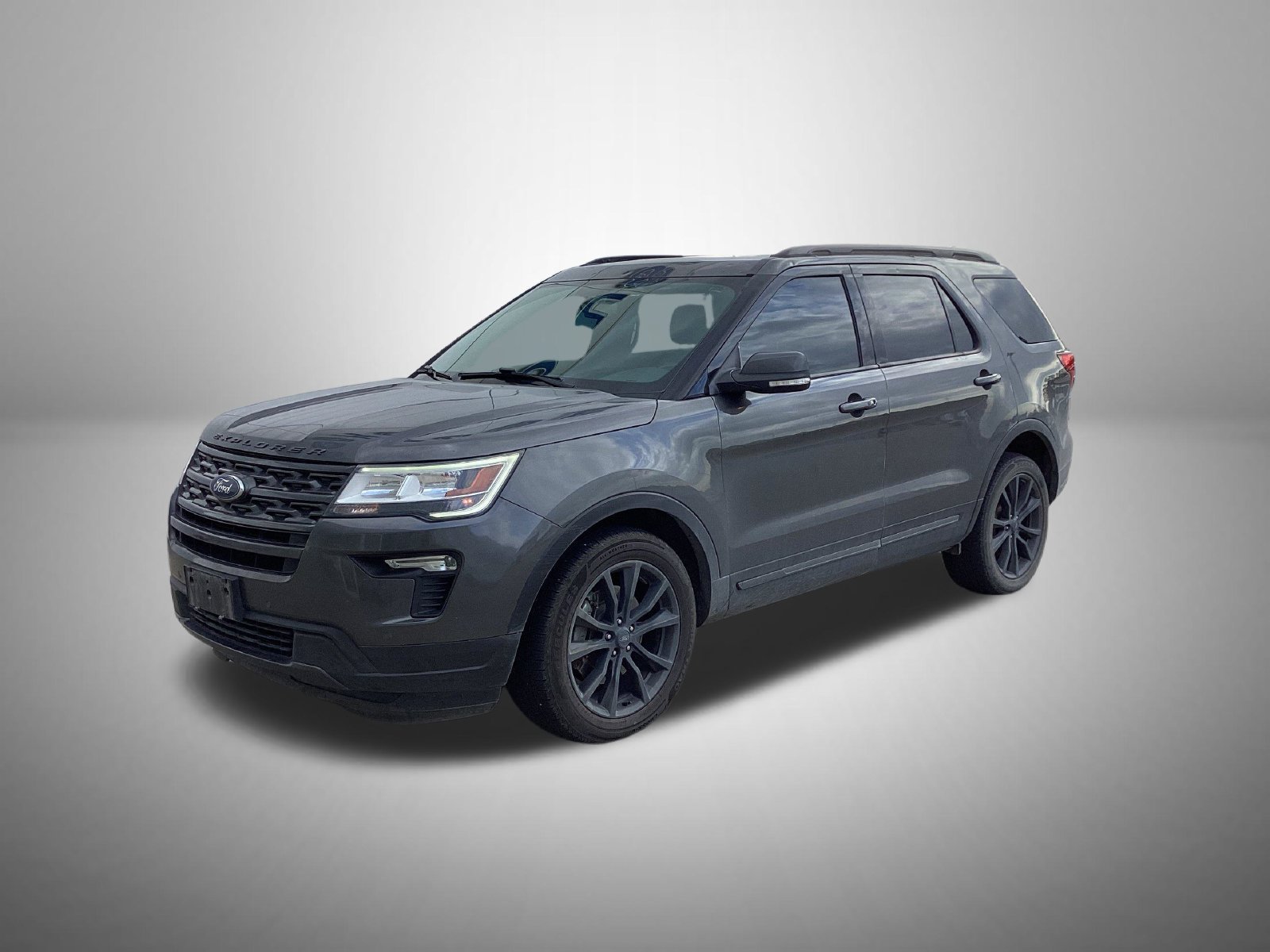 Used 2019 Ford Explorer XLT w/ Equipment Group 202A AWD/4WD image 1