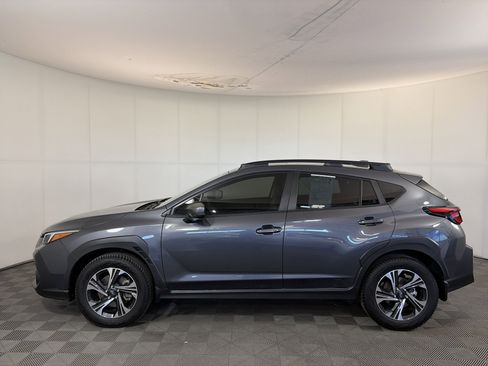 Used 2024 Subaru Crosstrek 2.0i Premium image 8
