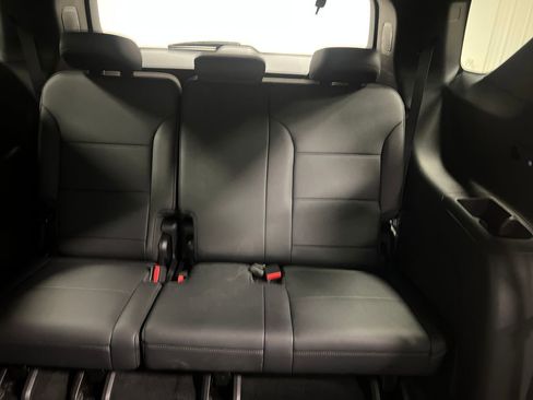 Certified 2026 Chevrolet Traverse High Country w/ LPO, Floor Liner Package AWD/4WD image 15