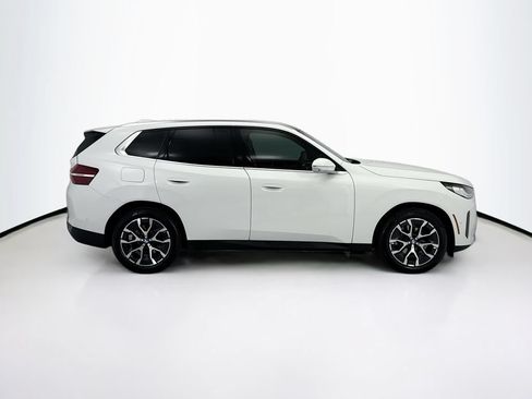 Used 2025 BMW X3 xDrive30i w/ Premium Package AWD/4WD image 4