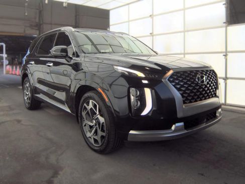 Used 2021 Hyundai Palisade Calligraphy w/ Winter Package FWD image 4