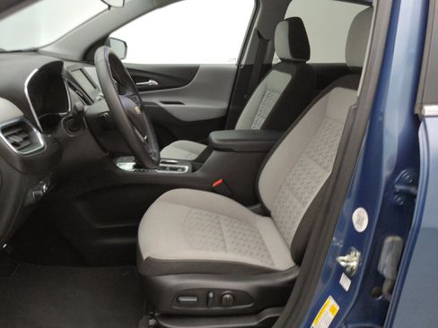 Used 2024 Chevrolet Equinox LT w/ Driver Convenience Package FWD image 17