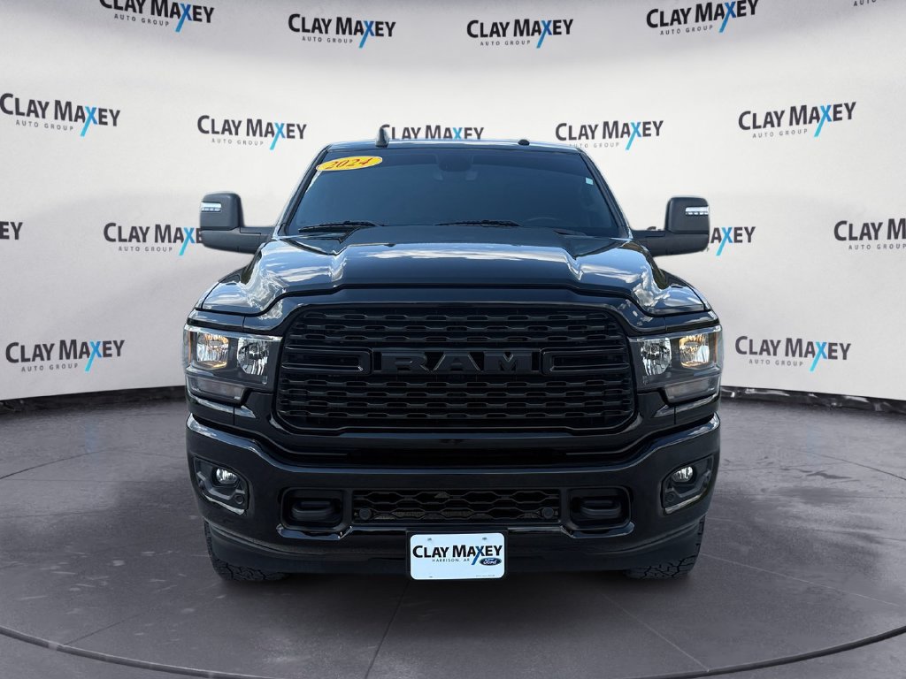 Used 2024 RAM 2500 Big Horn w/ Night Edition AWD/4WD image 8