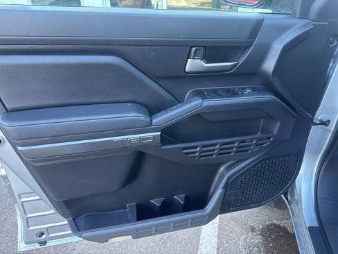 Used 2024 Toyota Tacoma TRD Sport w/ TRD Sport Upgrade Package image 10