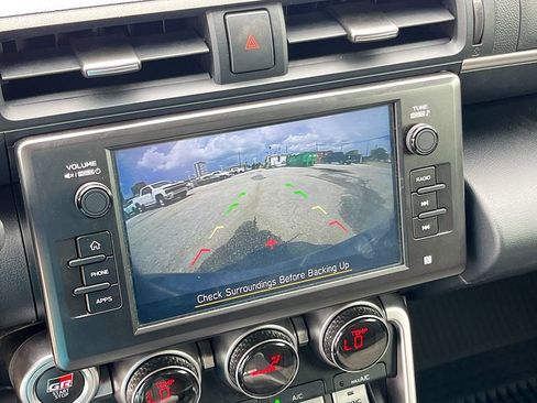 Used 2025 Toyota GR86 w/ ALL Weather Mat Package (TMS) RWD image 13