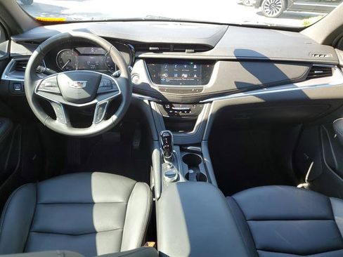 Used 2023 Cadillac XT5 Luxury FWD image 37
