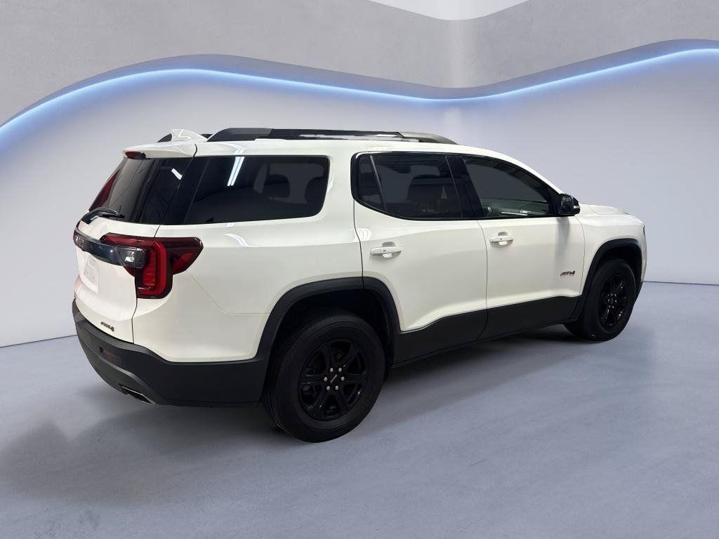 Used 2022 GMC Acadia AT4 w/ Technology Package AWD/4WD image 8