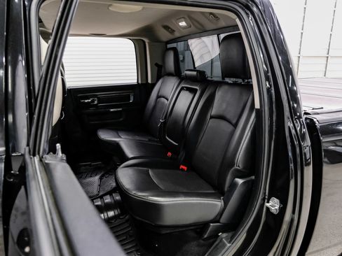 Used 2016 RAM 2500 Laramie w/ Sport Appearance Group AWD/4WD image 21
