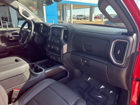 Used 2020 Chevrolet Silverado 1500 LT Trail Boss image 25