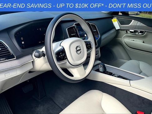 Used 2025 Volvo XC90 B6 Plus w/ Protection Package Premier image 31