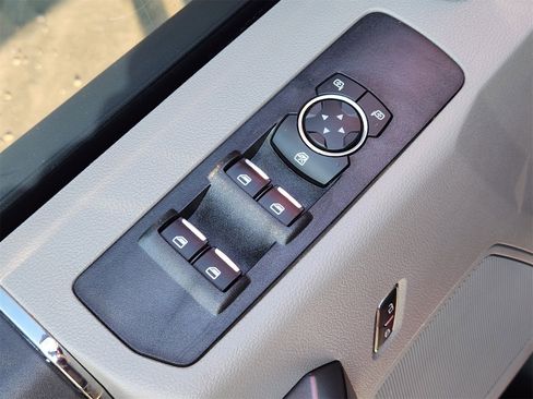 Used 2022 Ford F350 XLT w/ XLT Value Package image 32