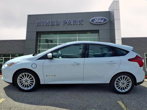 Used 2014 Ford Focus Electric Hatchback image 4
