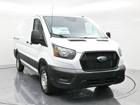 New 2025 Ford Transit 250 Base image 3