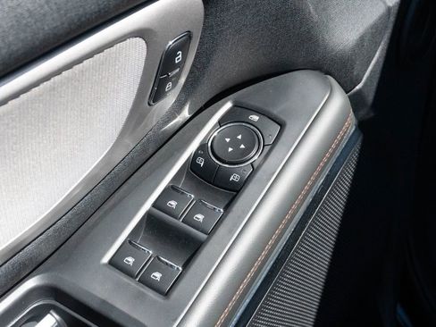 Used 2025 Ford Expedition Active RWD image 18
