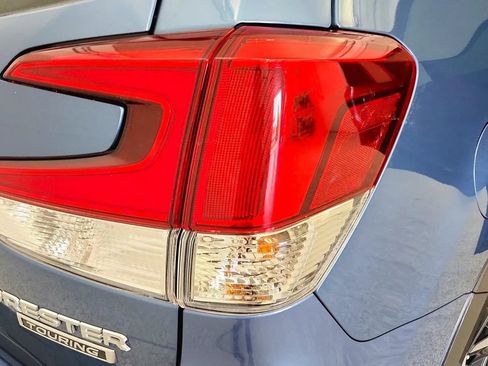Used 2023 Subaru Forester Touring AWD/4WD image 33