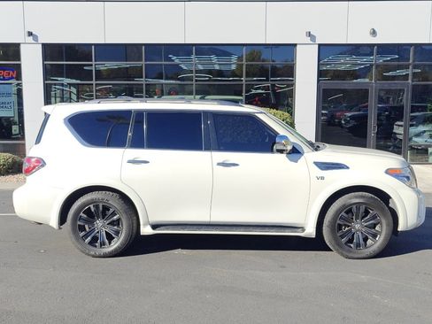 Used 2020 Nissan Armada Platinum w/ Interior Lighting Package image 8