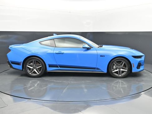 Used 2024 Ford Mustang GT Premium image 6