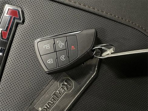 New 2026 GMC Sierra 2500 AT4 w/ AT4 Premium Plus Package image 37