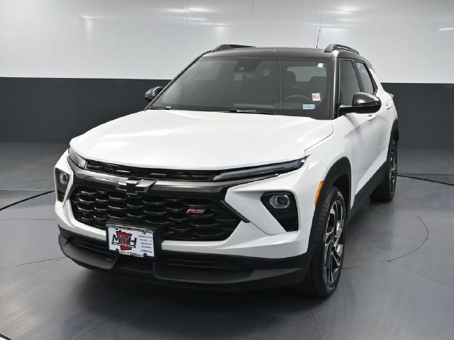 Used 2025 Chevrolet TrailBlazer RS w/ Convenience Package FWD image 9