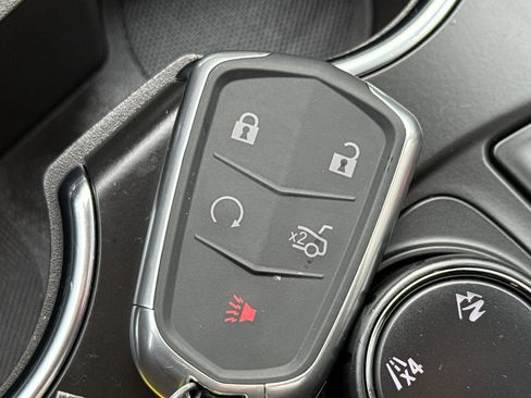 Used 2024 GMC Terrain SLT w/ Infotainment Package II AWD/4WD image 37