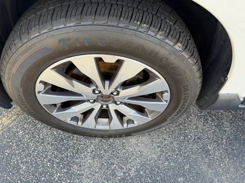 Used 2017 Subaru Outback 2.5i Touring image 11