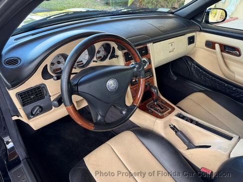 Used 2001 Mercedes-Benz SLK 320 image 31